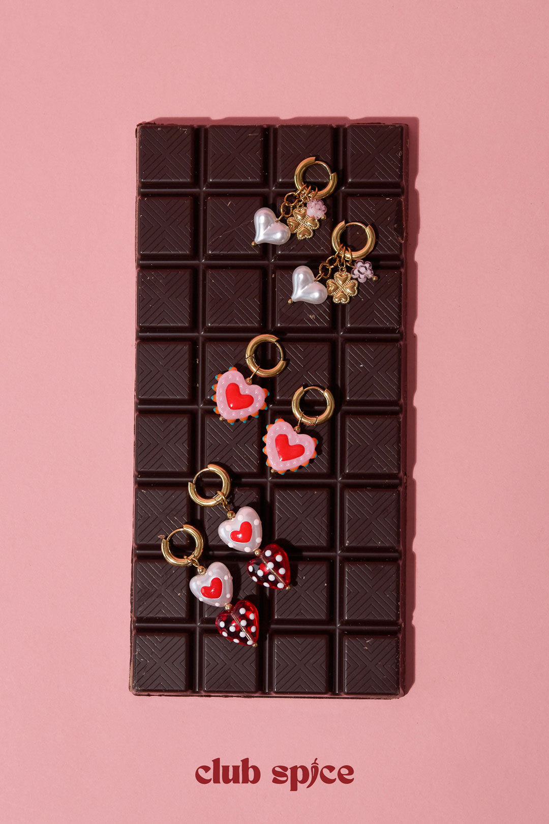 Earrings with heart in candy motif